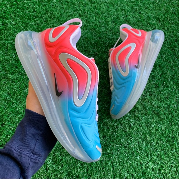 Nike W Air Max 720 - Picture 6 of 9